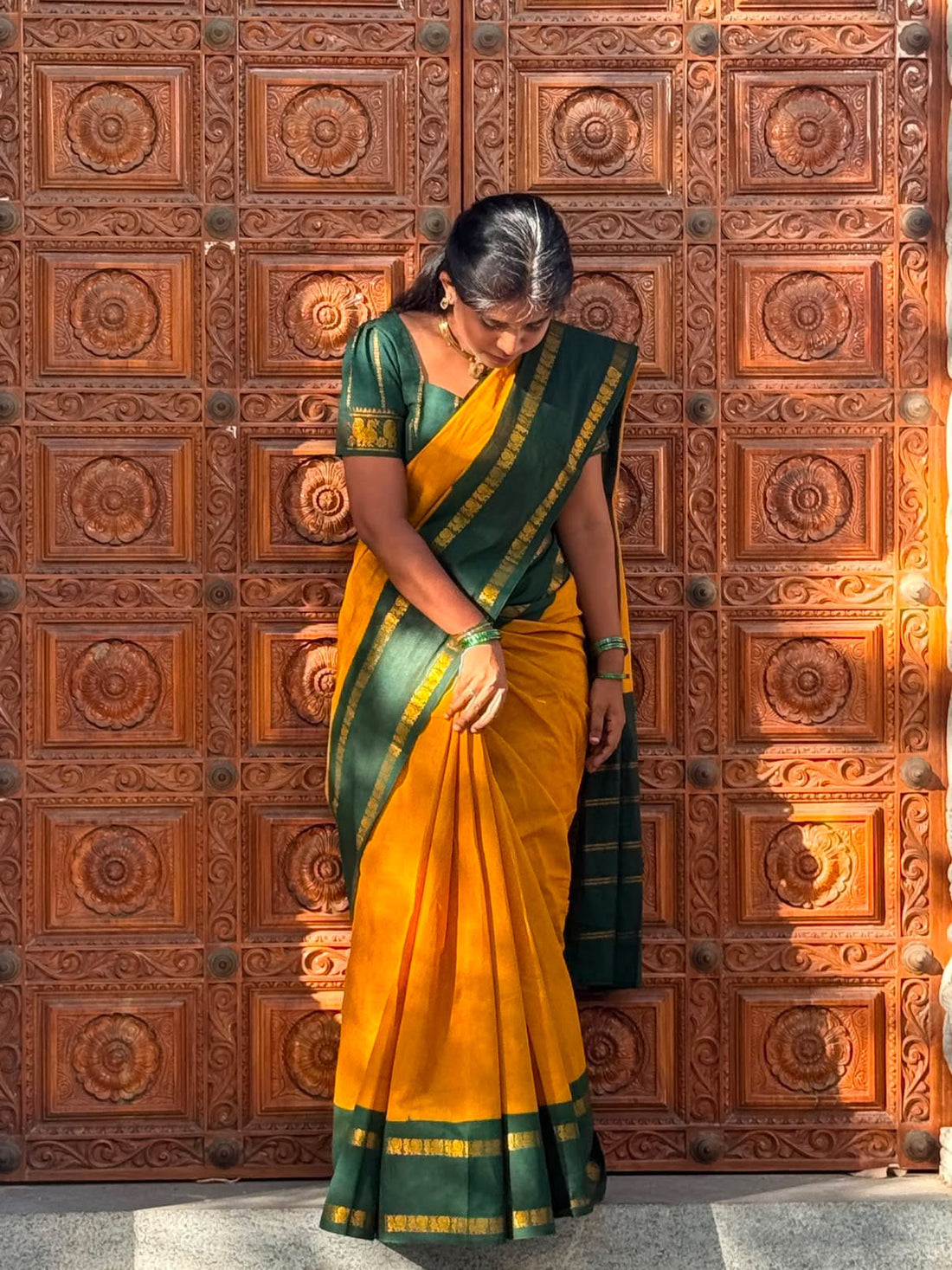 Sungudi cotton saree - Mustard and bottle green