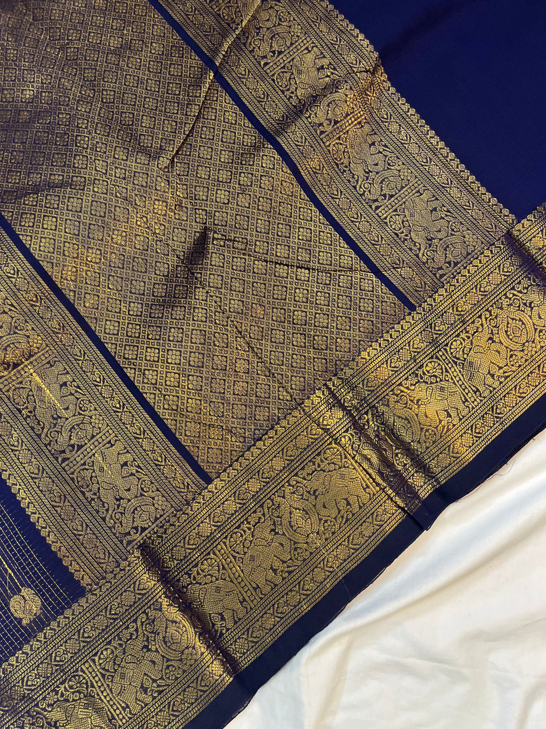 Kanchi Vairaoosi Silk cotton-black premium weaves
