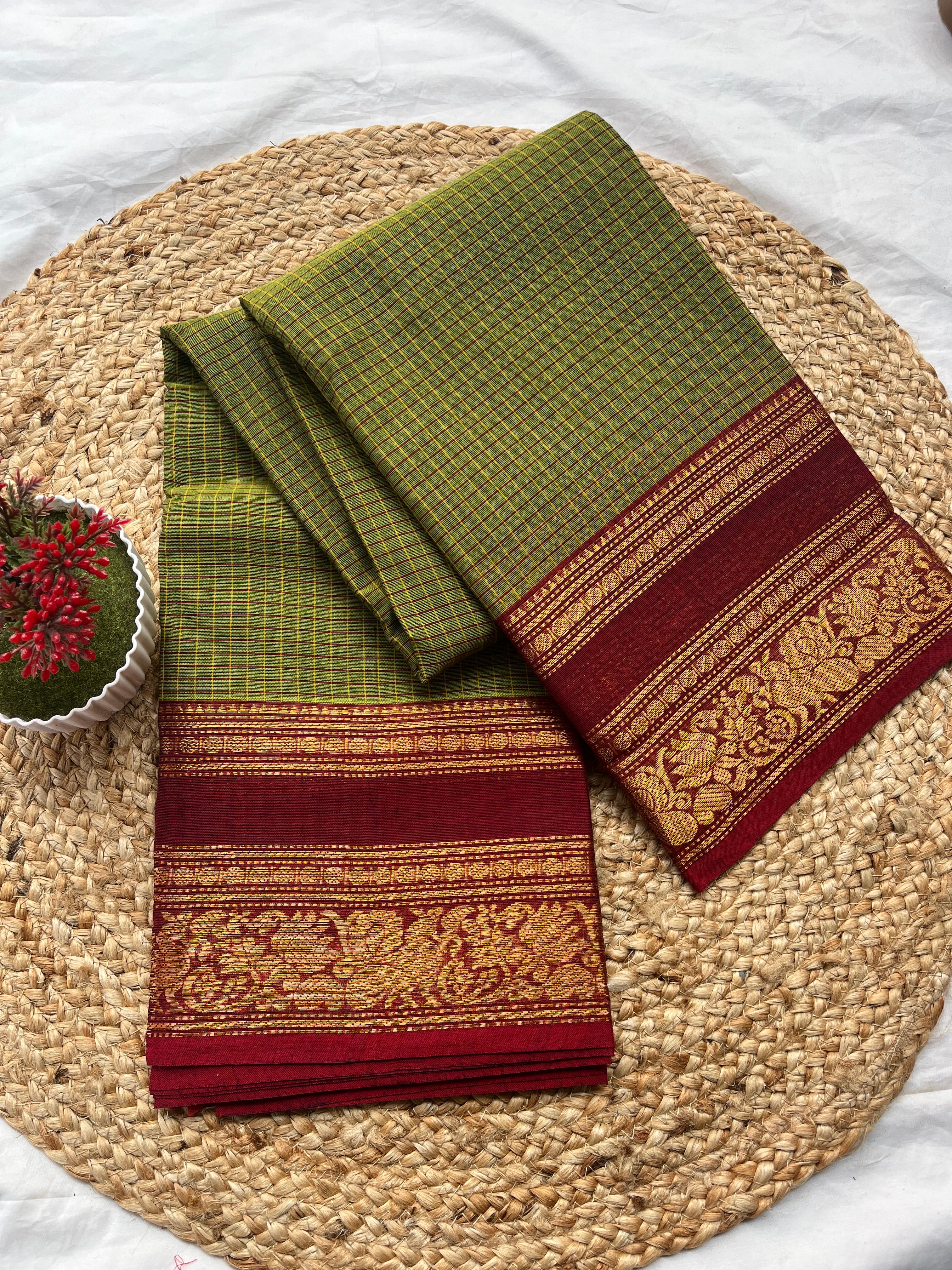 Chettinad cotton green & Red -korvai checks