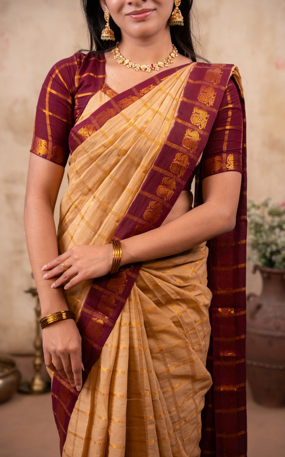 Sungudi cotton- Beige and Maroon