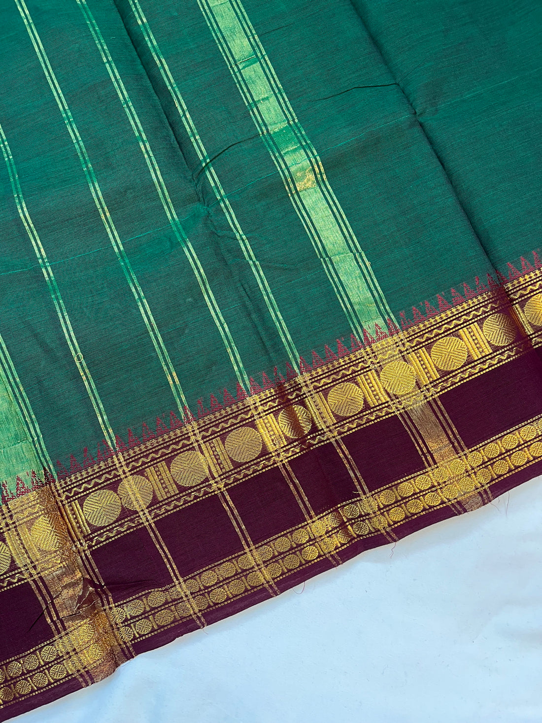 Chettinad cotton saree - Green and maroon - Plain
