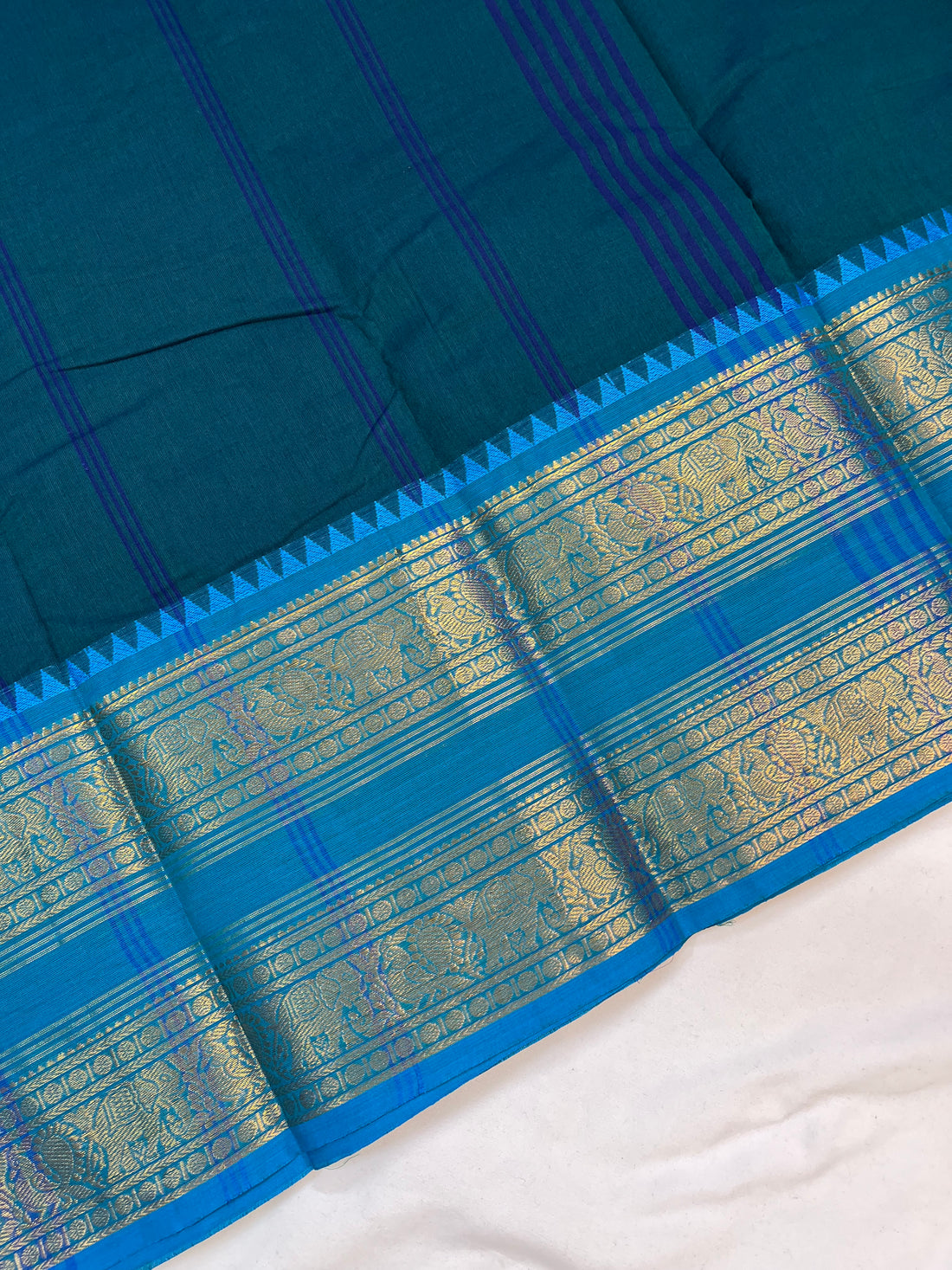 Chettinad cotton saree - bottle green and blue - plain