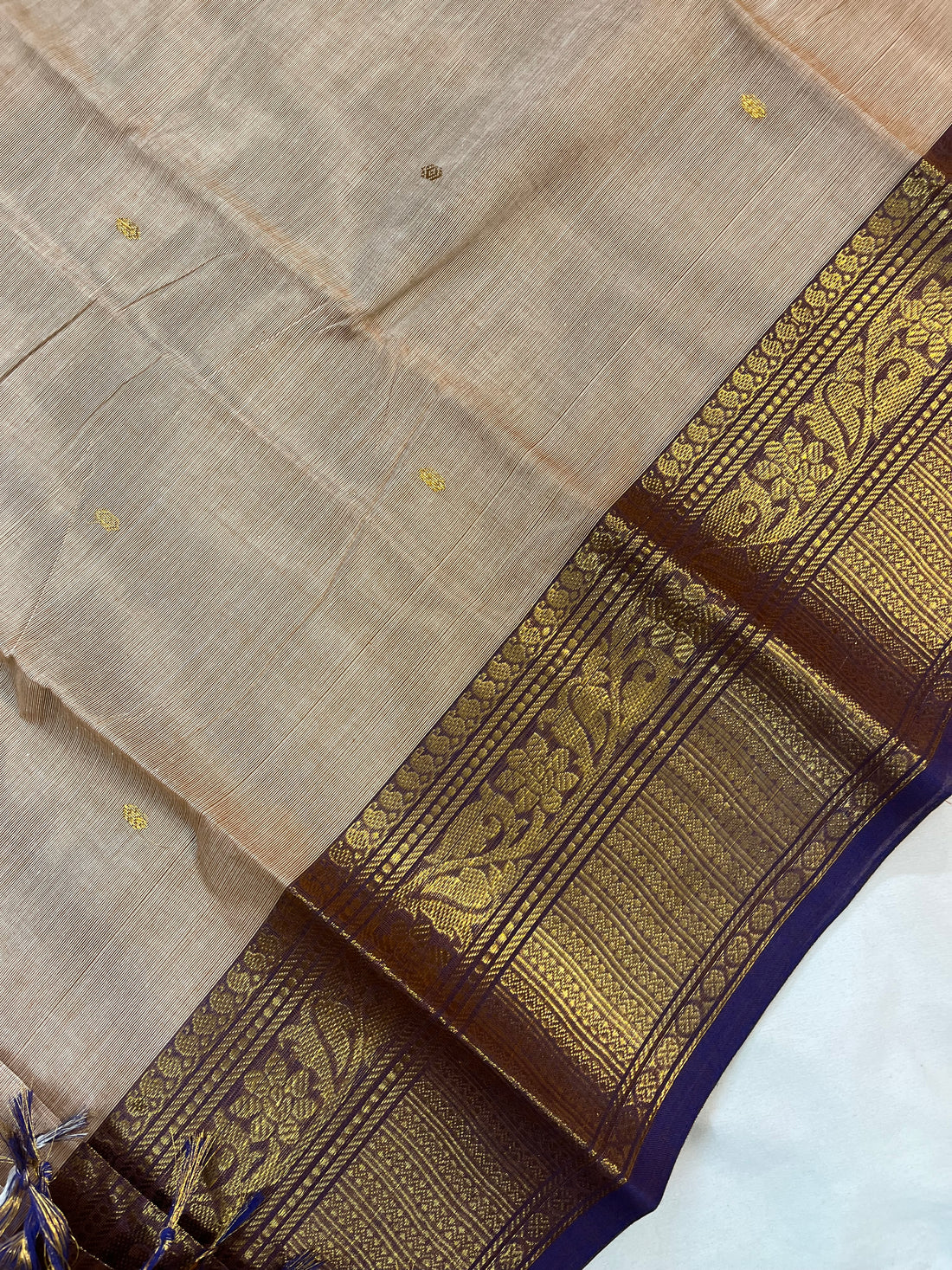 Chettinad cotton saree- half white-Butta