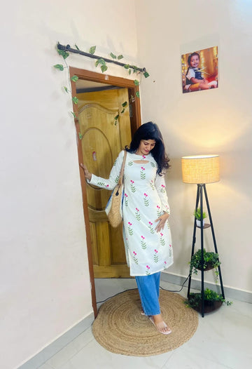 Nyra 2 in 1 Kurtis - White