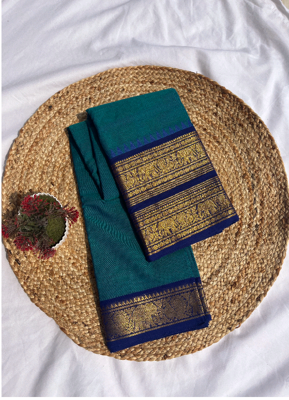 Plain Saree ( Big Border )